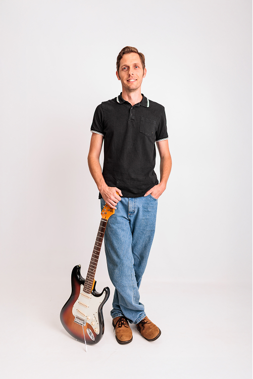 John, founder and tutor at The Amateur Musician